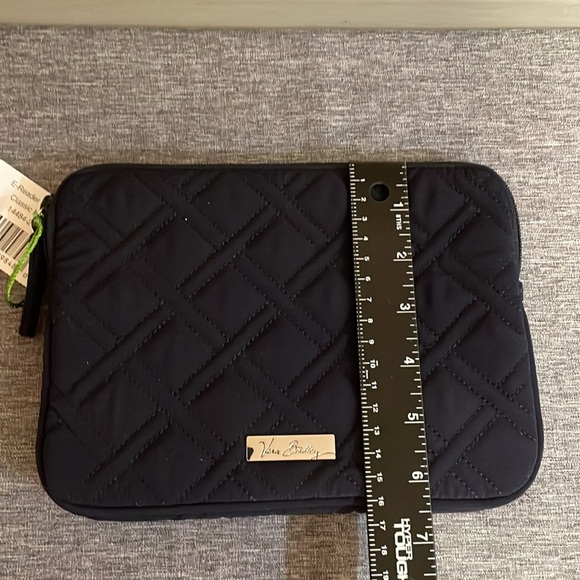 NWT Vera Bradley E-Reader Sleeve Classic Navy - Makeup Pouch - Picture 7 of 8